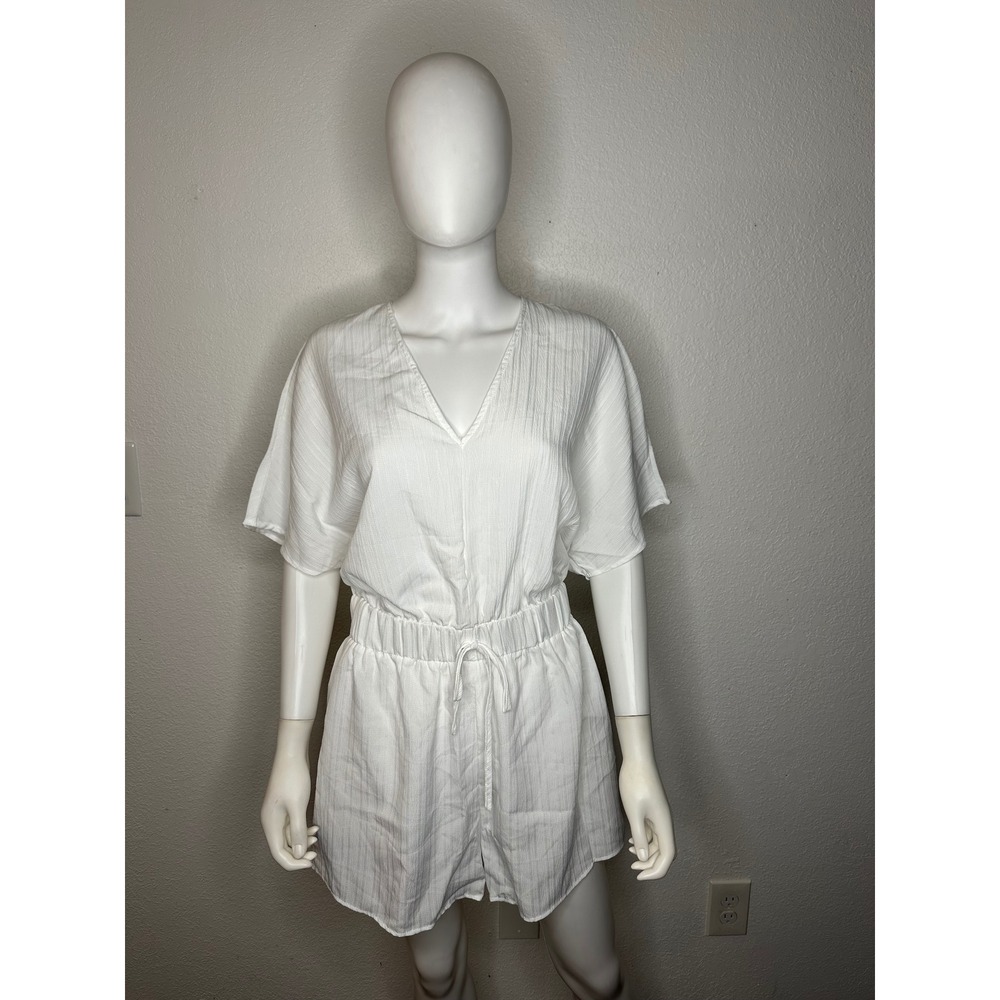 SHEIN White Textured V-Neck Short Sleeve Romper Elastic Drawstring Waist